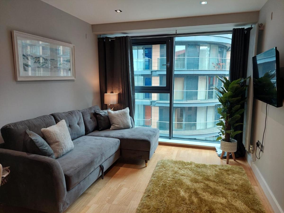 One Bed Luxury Apartment In Heart Of Canary Wharf, London E14 Zewnętrze zdjęcie